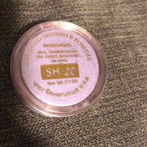 AMORE MIO 24K Gold Shimmer Lavender Eyeshadow New